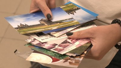 Волонтери із Запоріжжя надсилають листівки на передову Волонтери із Запоріжжя надсилають листівки на передову