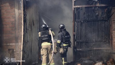 Атака на Чернігів: пошкоджені складські приміщення приватного підприємства