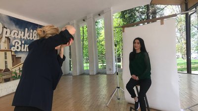В Івано-Франківську проводять благодійну фотосесію на підтримку ЗСУ В Івано-Франківську проводять благодійну фотосесію на підтримку ЗСУ