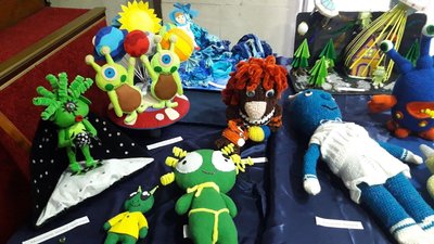 Черкаські школярі змагаються в конкурсі "Космічні фантазії" Черкаські школярі змагаються в конкурсі "Космічні фантазії"