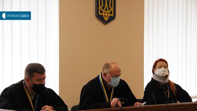 "Кузнецов міг битися і потім побігти". В справі про напад на Стерненка допитали судмедексперта "Кузнецов міг битися і потім побігти". В справі про напад на Стерненка допитали судмедексперта