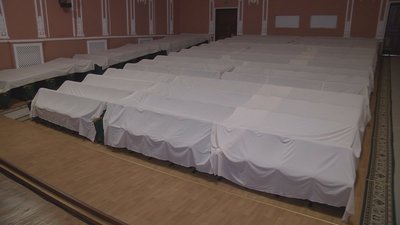 "Дуже хочеться, щоб все повернулося". Як працює театр під час локдауну