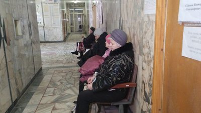 Стоматологам Кропивницького заборгували понад мільйон гривень заробітної плати Стоматологам Кропивницького заборгували понад мільйон гривень заробітної плати