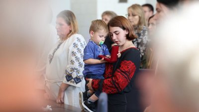 У мерії посмертно нагородили львів'ян, які захищали Україну