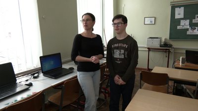 Анна Яблонська з сином Сашком у навчально-реабілітаційному центрі Анна Яблонська з сином Сашком у навчально-реабілітаційному центрі