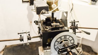 Механізм годинника на ратуші у Чорткові Механізм годинника на ратуші у Чорткові