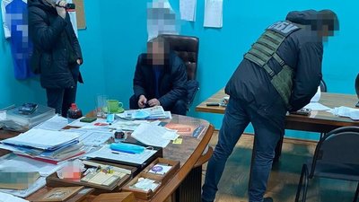 Фіктивні фірми та завищені ціни: У Сумах на реконструкції об’єкта інфраструктури "відмили" гроші Фіктивні фірми та завищені ціни: У Сумах на реконструкції об’єкта інфраструктури "відмили" гроші
