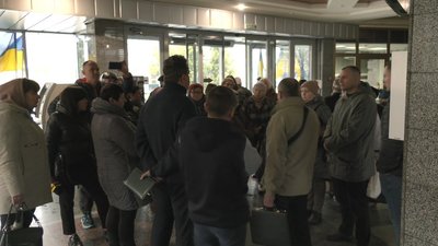 "Перейшли у форму війни": у Черкасах мешканцям деяких будинків вимкнули гарячу воду "Перейшли у форму війни": у Черкасах мешканцям деяких будинків вимкнули гарячу воду