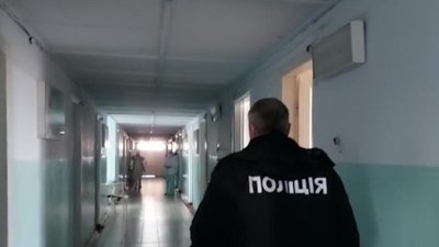 Зв'язали мотузкою та били: на Одещині 15-річного підлітка катували через підозру у крадіжці