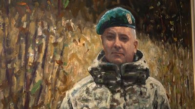 У Черкасах представили виставку живопису та скульптури про події на сході України У Черкасах представили виставку живопису та скульптури про події на сході України