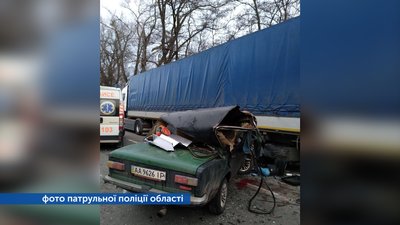 ДТП біля села Калитянське Козелецького району: загинула 14-річня дівчина ДТП біля села Калитянське Козелецького району: загинула 14-річня дівчина