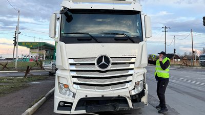 У Коростені на Житомирщині у ДТП травмувалися троє людей У Коростені на Житомирщині у ДТП травмувалися троє людей