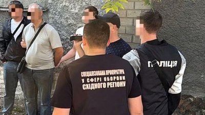 Затримання майора РТЦК, передача хабаря за переведення в тил, Дніпро
