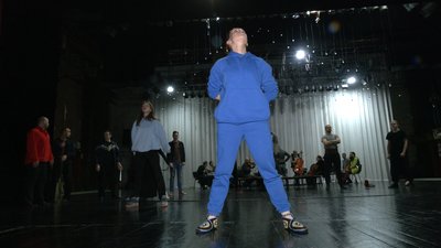 "Друге життя" вистави "Сліпий": у Чернігівському обласному муздрамтеатрі готуються до показу опери-містерії "Друге життя" вистави "Сліпий": у Чернігівському обласному муздрамтеатрі готуються до показу опери-містерії