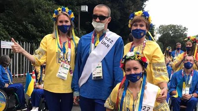Яким запам'ятає 2021 рік Ліза Мерешко - паралімпійська чемпіонка та почесна громадянка Херсона Яким запам'ятає 2021 рік Ліза Мерешко - паралімпійська чемпіонка та почесна громадянка Херсона