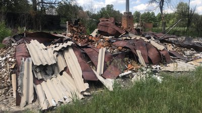 Бачили як гелікоптер обстрілював наші оселі: жителі Народицької громади розповіли про окупацію військами РФ Бачили як гелікоптер обстрілював наші оселі: жителі Народицької громади розповіли про окупацію військами РФ