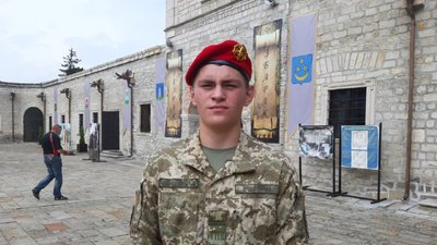 У замку на Тернопільщині курсанти отримали дипломи У замку на Тернопільщині курсанти отримали дипломи