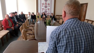 Жителі селища на Черкащині виступають проти перейменування Жителі селища на Черкащині виступають проти перейменування