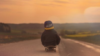 На Прикарпатті водій збив дитину і доправив її до лікарні