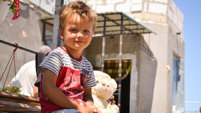 Багатодітна сім'я з Одещини лишилася без даху над головою після ракетного удару. ФОТО. ВІДЕО