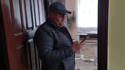 Пошкоджені будинки, авто, гаражі та підприємство: наслідки ракетного обстрілу в Луцьку Пошкоджені будинки, авто, гаражі та підприємство: наслідки ракетного обстрілу в Луцьку