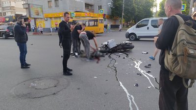 ДТП на Чернігівщині: коли найчастіше вони стаються та як цьому запобігти ДТП на Чернігівщині: коли найчастіше вони стаються та як цьому запобігти
