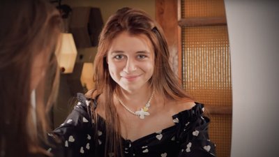 "Це дуже щирий і трохи зухвалий трек": вокалістка Tember Blanche презентувала сольний проєкт