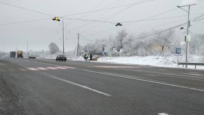 Освітлюють Корнинське перехрестя Освітлюють Корнинське перехрестя