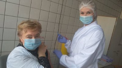 У Херсоні першим отримав вакцину завідувач інсультного центру міської лікарні У Херсоні першим отримав вакцину завідувач інсультного центру міської лікарні