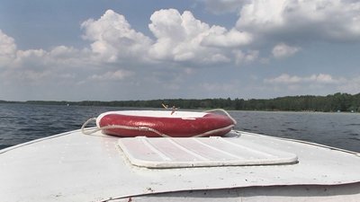 На Світязі врятували дівчинку, яку вітер відніс за кілометр від берега