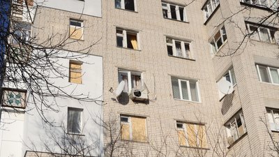 Херсон, обстріли, будинок, вікна