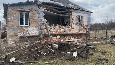 "У мене корова отелилася. Як я можу її залишити": мешканці Лугівки на Сумщині про евакуацію "У мене корова отелилася. Як я можу її залишити": мешканці Лугівки на Сумщині про евакуацію