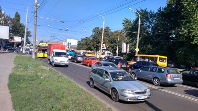 Перекриття Харківської в Сумах: де ускладнений рух транспорту Перекриття Харківської в Сумах: де ускладнений рух транспорту