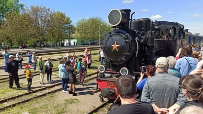 Ремонт уперше за 30 років. У сновському депо відновлюють паротяг з гайворонської вузькоколійки Кіровоградщини Ремонт уперше за 30 років. У сновському депо відновлюють паротяг з гайворонської вузькоколійки Кіровоградщини