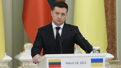 У Молдові затримали святкування Дня Незалежності через запізнення президентів України та Румунії