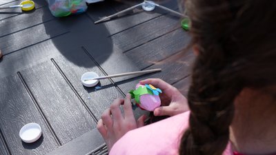 У музеї просто неба в Чернівцях проводять майстер-клас з писанкарства У музеї просто неба в Чернівцях проводять майстер-клас з писанкарства