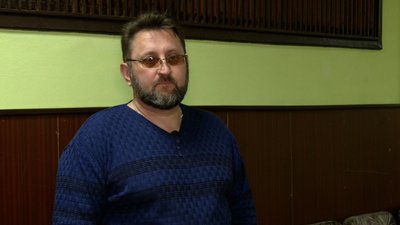 Підприємець з Городні винайшов верстат для розрізання тканини для маскувальних сіток Підприємець з Городні винайшов верстат для розрізання тканини для маскувальних сіток