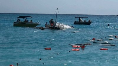 У Туреччині потонув екскурсійний катер, загинула дитина