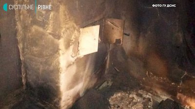 На Рівненщині під час ліквідації пожежі, виявили мертвого чоловіка На Рівненщині під час ліквідації пожежі, виявили мертвого чоловіка