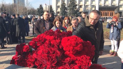 В Одесі вшанували пам’ять Героїв Небесної сотні В Одесі вшанували пам’ять Героїв Небесної сотні