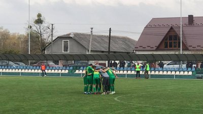 Тернопільська "Нива" зіграла проти Кременчуцького "Кременя" Тернопільська "Нива" зіграла проти Кременчуцького "Кременя"