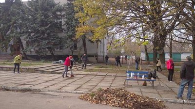 У Нововоронцовці на Херсонщині провели першу від початку війни толоку У Нововоронцовці на Херсонщині провели першу від початку війни толоку