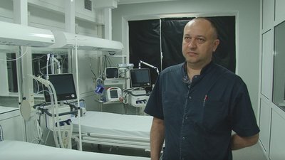 "На роботі забуваєш про проблеми": у полтавській лікарні працює хірург із Луганщини Євген Петренко