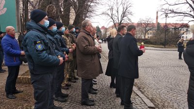 На Закарпатті вшанували пам’ять Героїв Небесної Сотні (Фоторепортаж) На Закарпатті вшанували пам’ять Героїв Небесної Сотні (Фоторепортаж)
