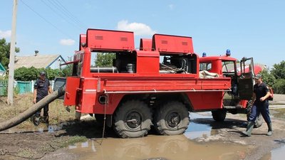 У Сокологірному на Херсонщині залишаються підтопленими 11 дворів, - ДСНС У Сокологірному на Херсонщині залишаються підтопленими 11 дворів, - ДСНС