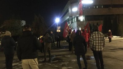 У Києві пікетують офіс Суспільного через перемогу Аліни Паш на Нацвідборі на Євробачення-2022 У Києві пікетують офіс Суспільного через перемогу Аліни Паш на Нацвідборі на Євробачення-2022