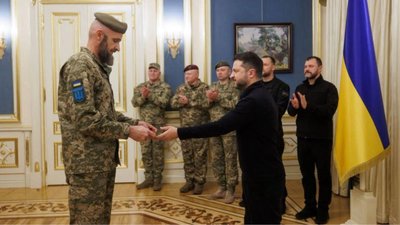 Черкаський захисник отримав державну нагороду від Зеленського