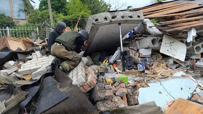 зруйнований дачний будинок, Нікопольщина,  обстріли, 17 травня 2026