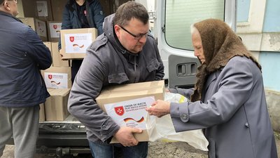 Франківські волонтери-мальтійці привезли гуманітарну допомогу на деокуповану Херсонщину Франківські волонтери-мальтійці привезли гуманітарну допомогу на деокуповану Херсонщину