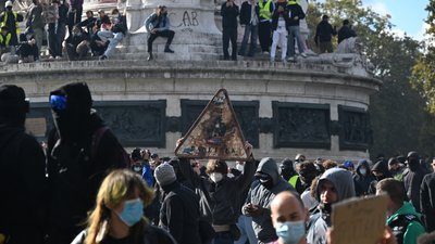 Протести у Парижі